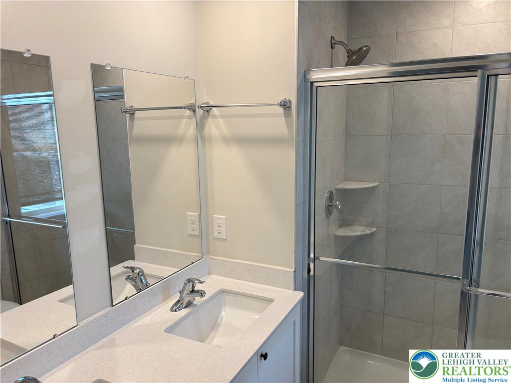 4946 Brookside Court Property Photo 16