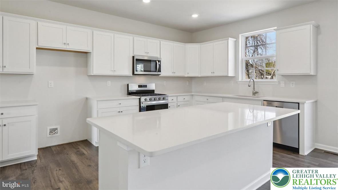 126 Winding Road Property Photo 19