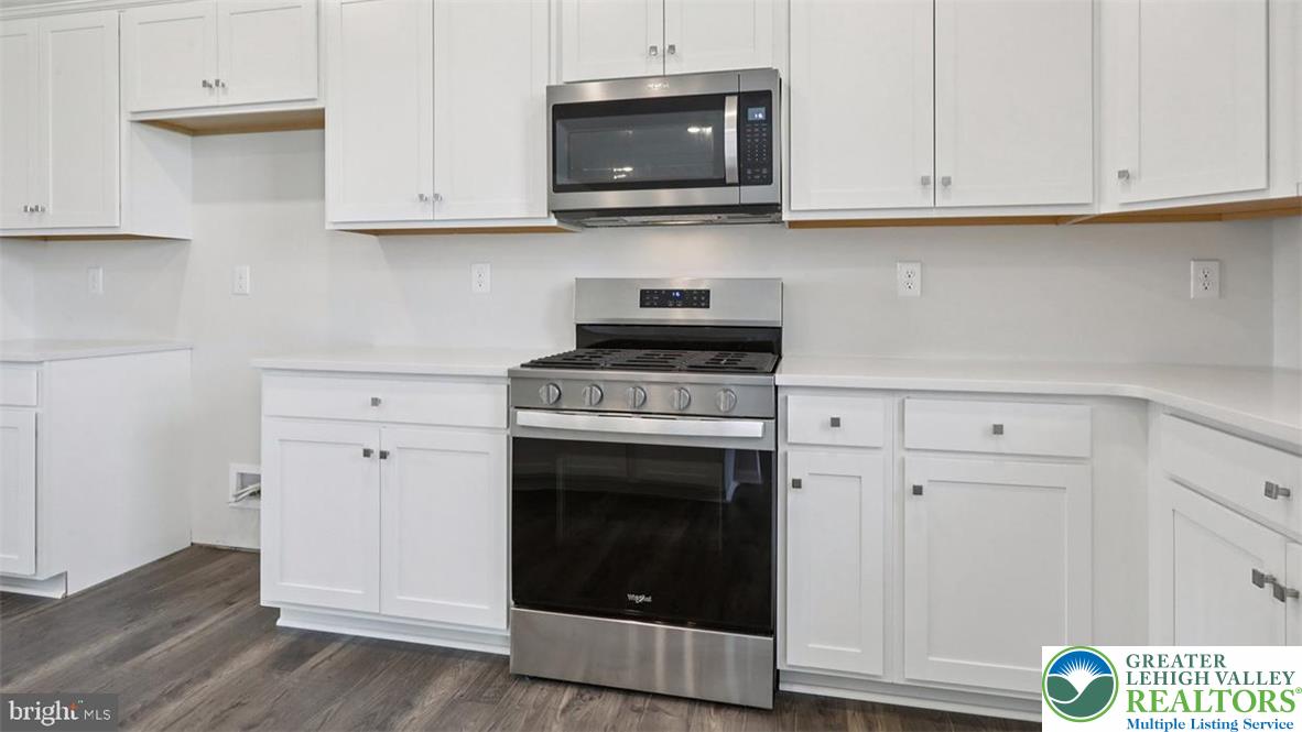126 Winding Road Property Photo 22