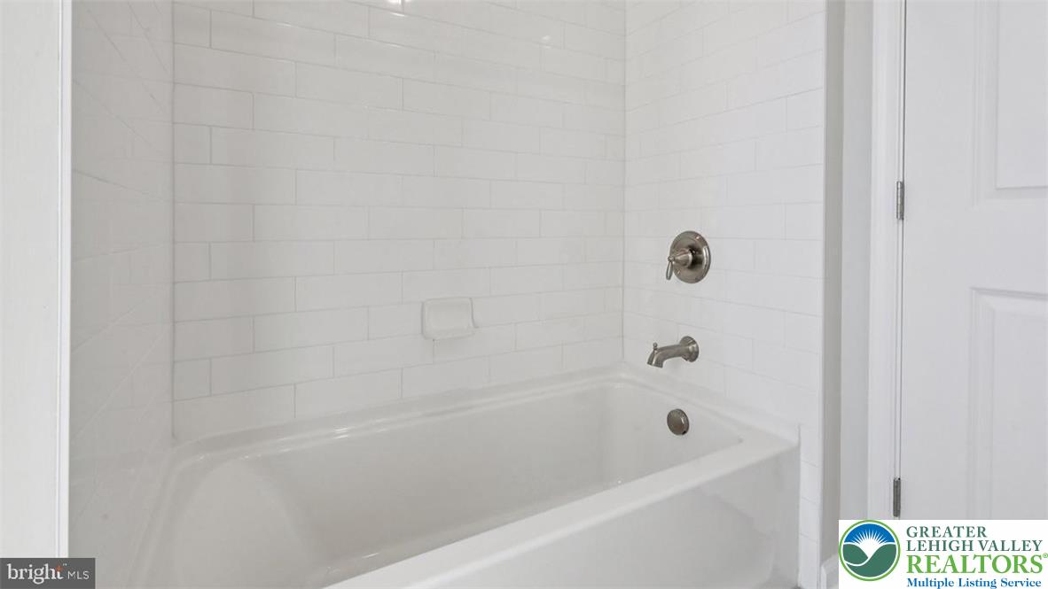 126 Winding Road Property Photo 50