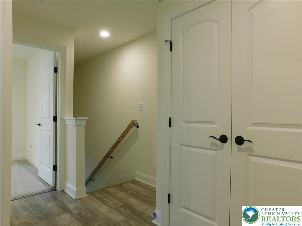 1549 Burkhardt Street C Property Photo 28