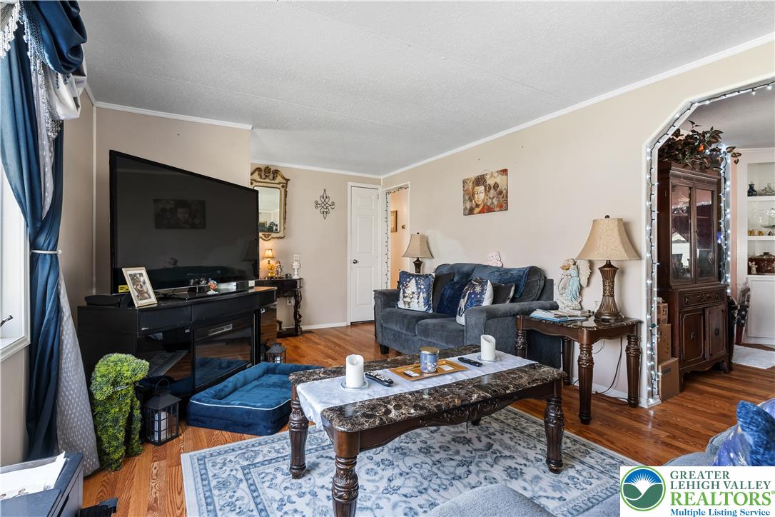 1 Woodsdale Property Photo 15
