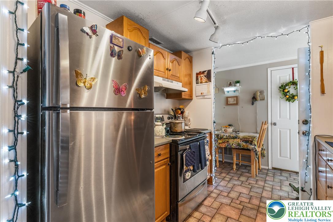 1 Woodsdale Property Photo 23