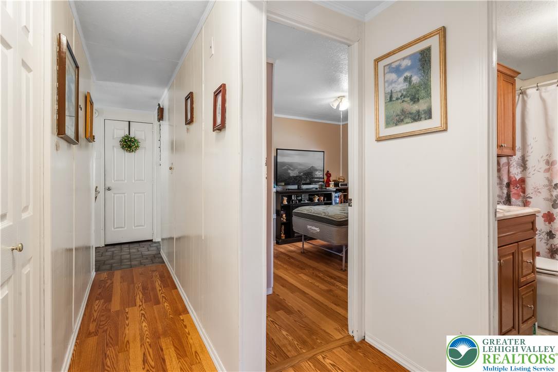 1 Woodsdale Property Photo 27