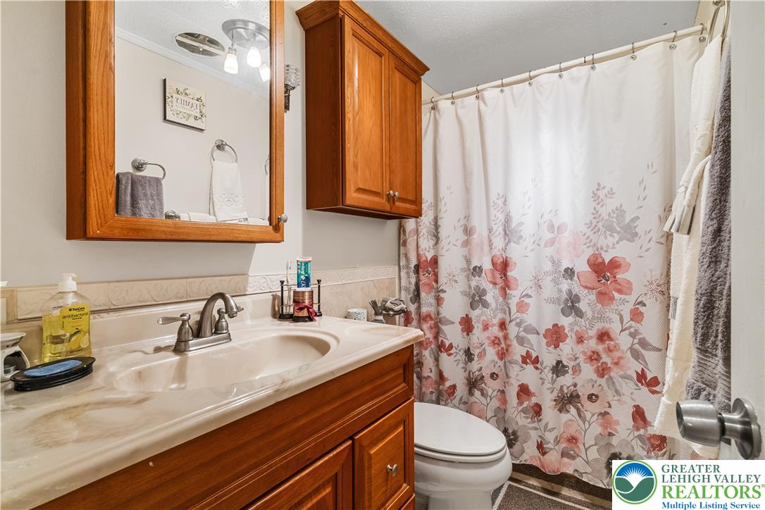1 Woodsdale Property Photo 31