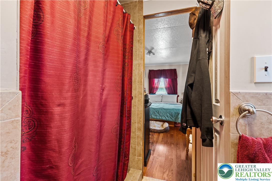 1 Woodsdale Property Photo 38