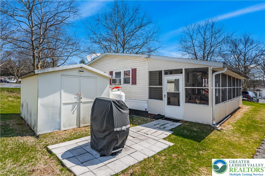 1 Woodsdale Property Photo 43