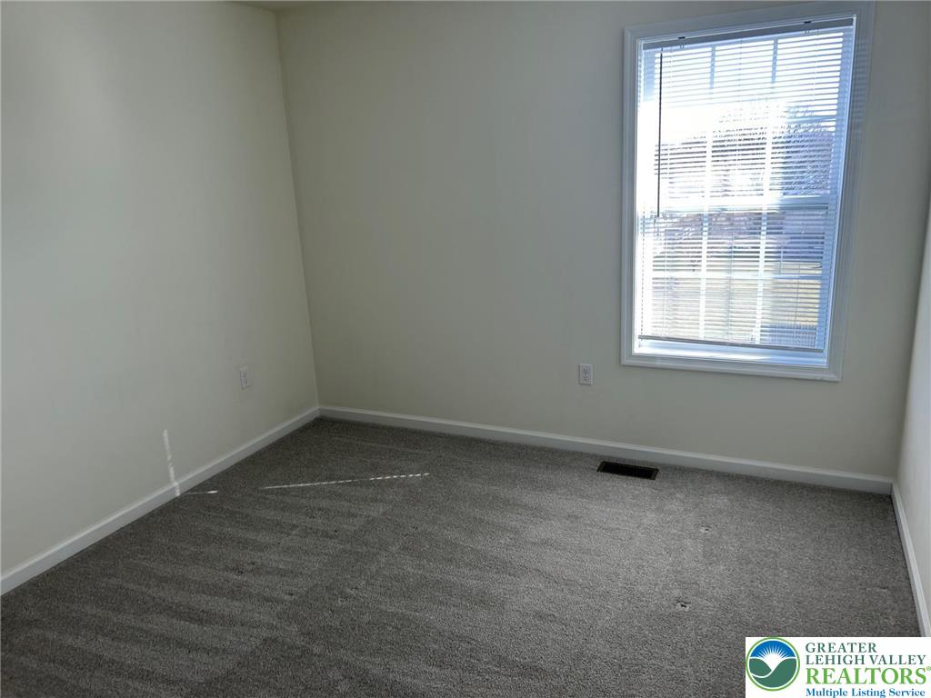 512 Penn Street 2 Property Photo 13