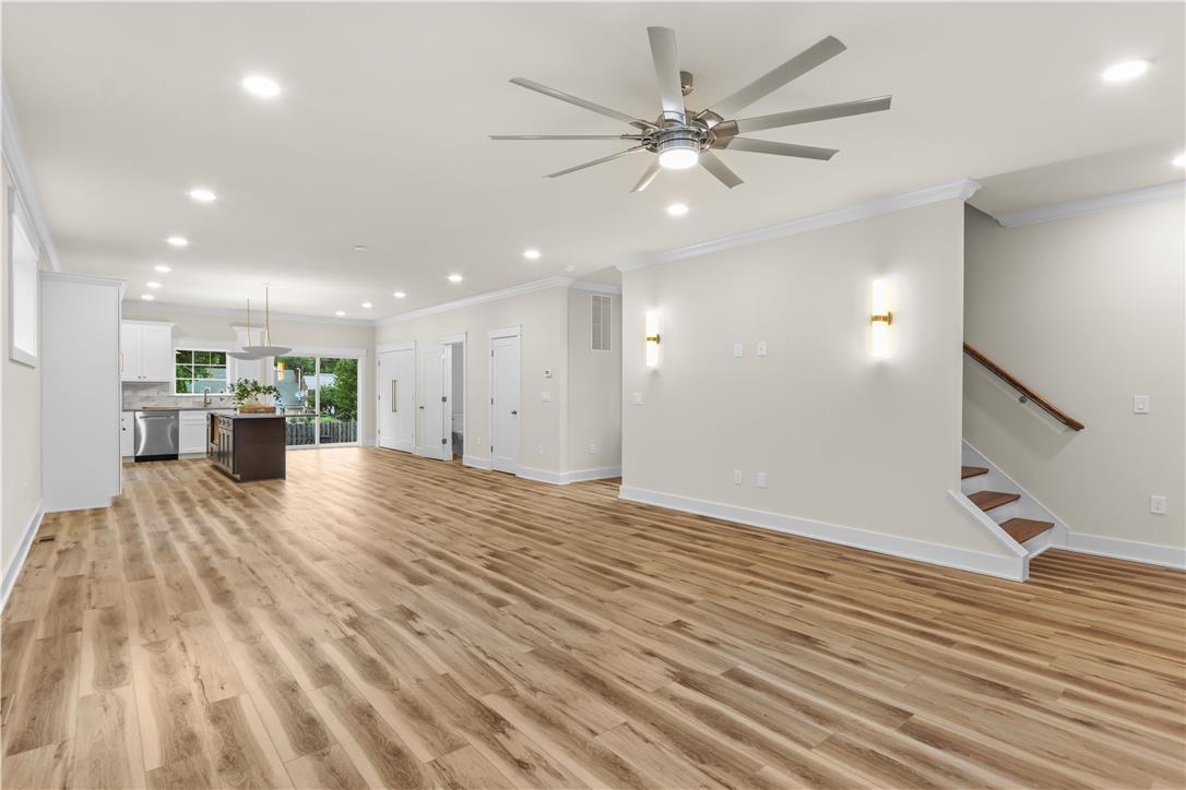 1608 Elliott Avenue Property Photo 16