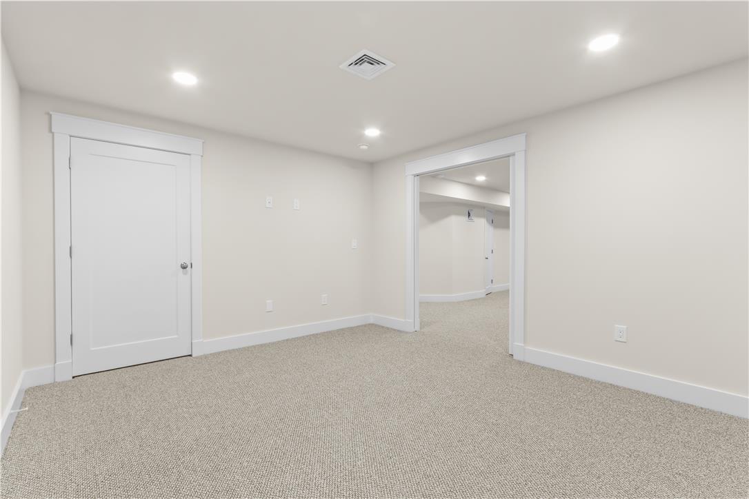 1608 Elliott Avenue Property Photo 36
