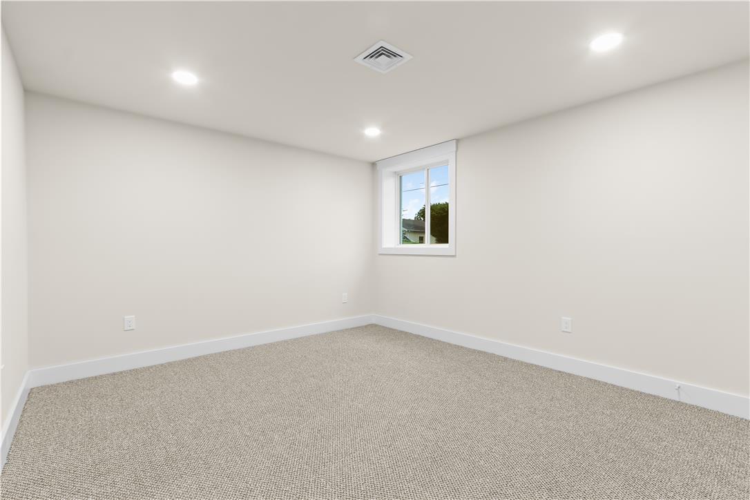 1608 Elliott Avenue Property Photo 37