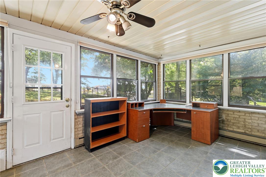 1701 Saratoga Court Property Photo 18
