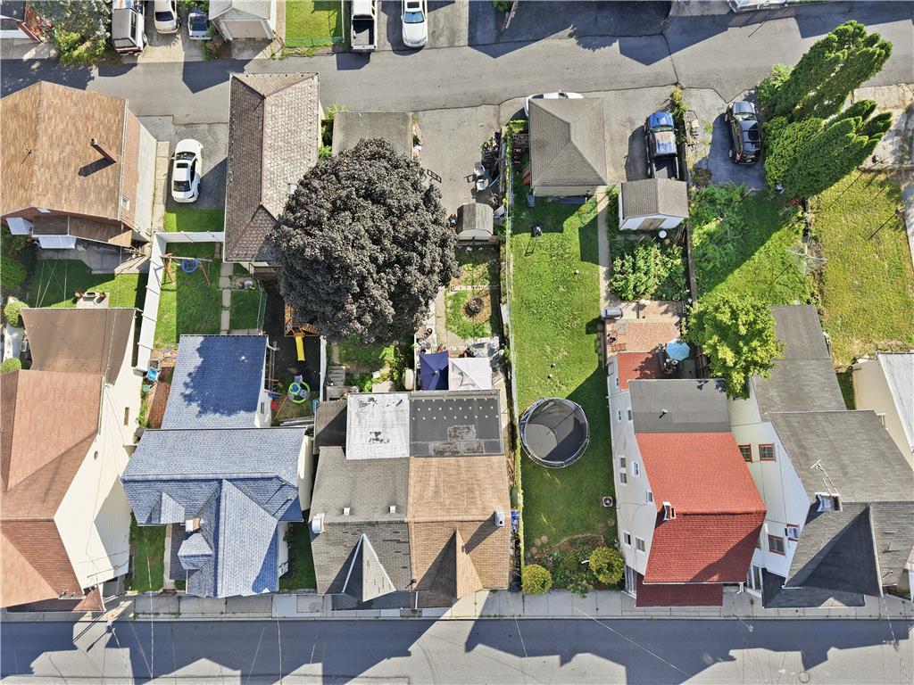 541 S Benner Avenue Property Photo 31
