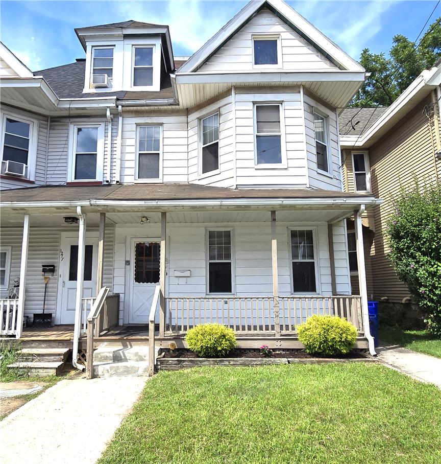 1215 Bushkill Street Property Photo 1