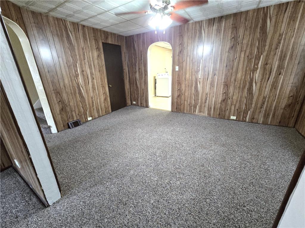 1215 Bushkill Street Property Photo 4