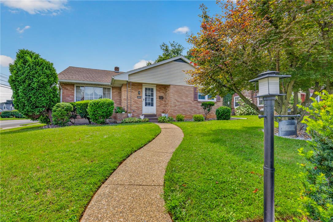 2404 South Street Property Photo 1