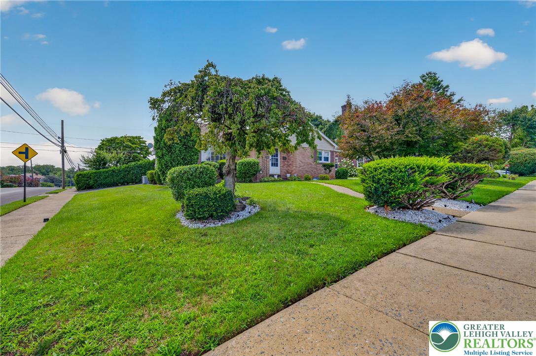 2404 South Street Property Photo 6