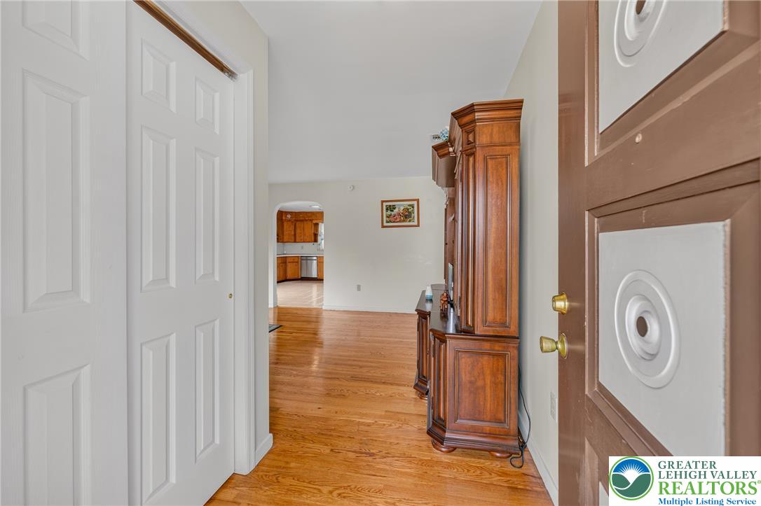 2404 South Street Property Photo 9