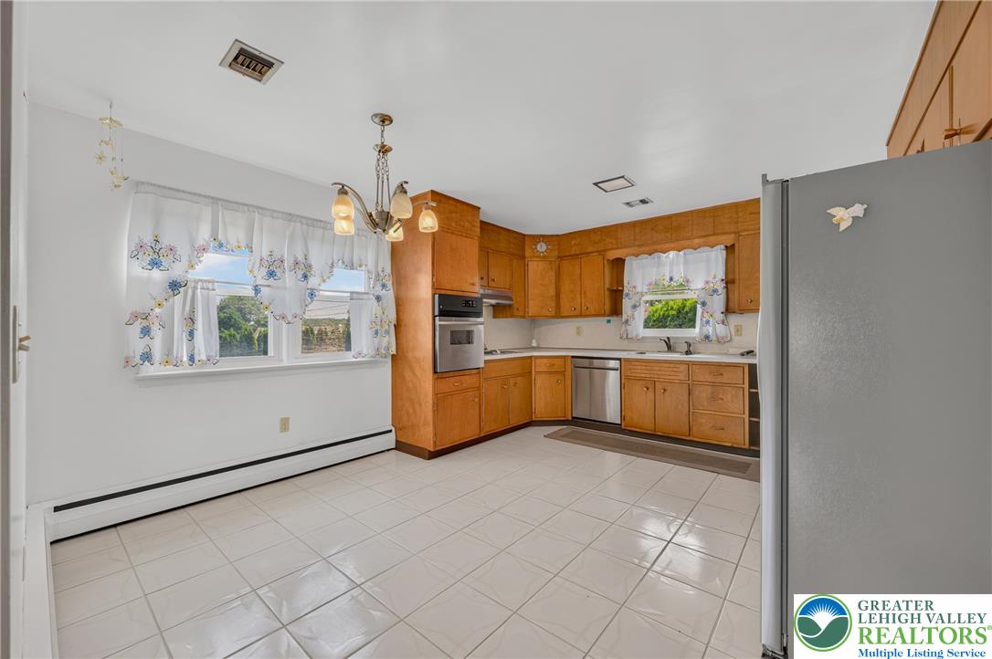 2404 South Street Property Photo 15