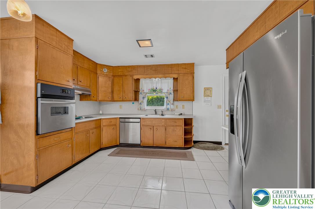 2404 South Street Property Photo 17