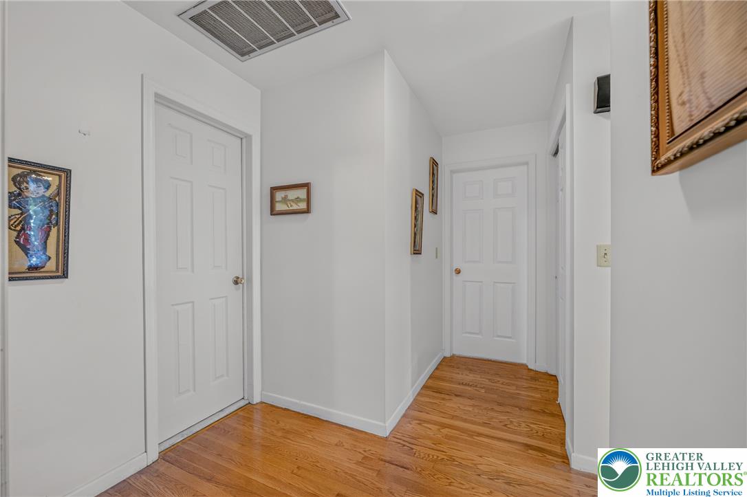 2404 South Street Property Photo 23