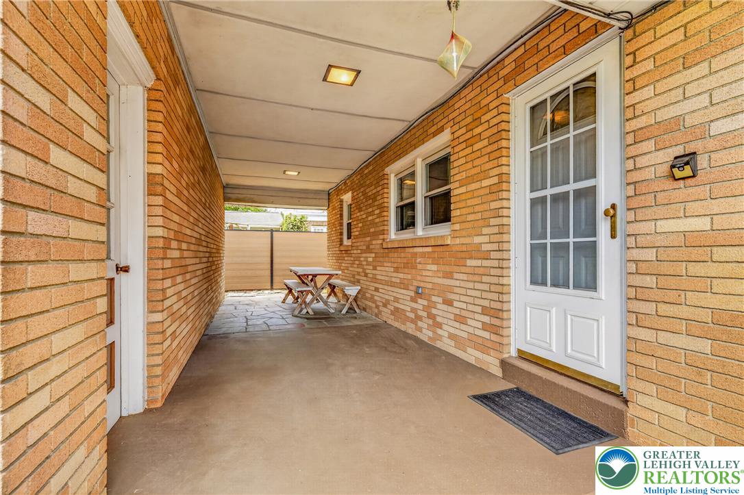 2404 South Street Property Photo 51
