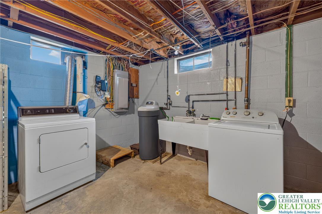 2404 South Street Property Photo 59