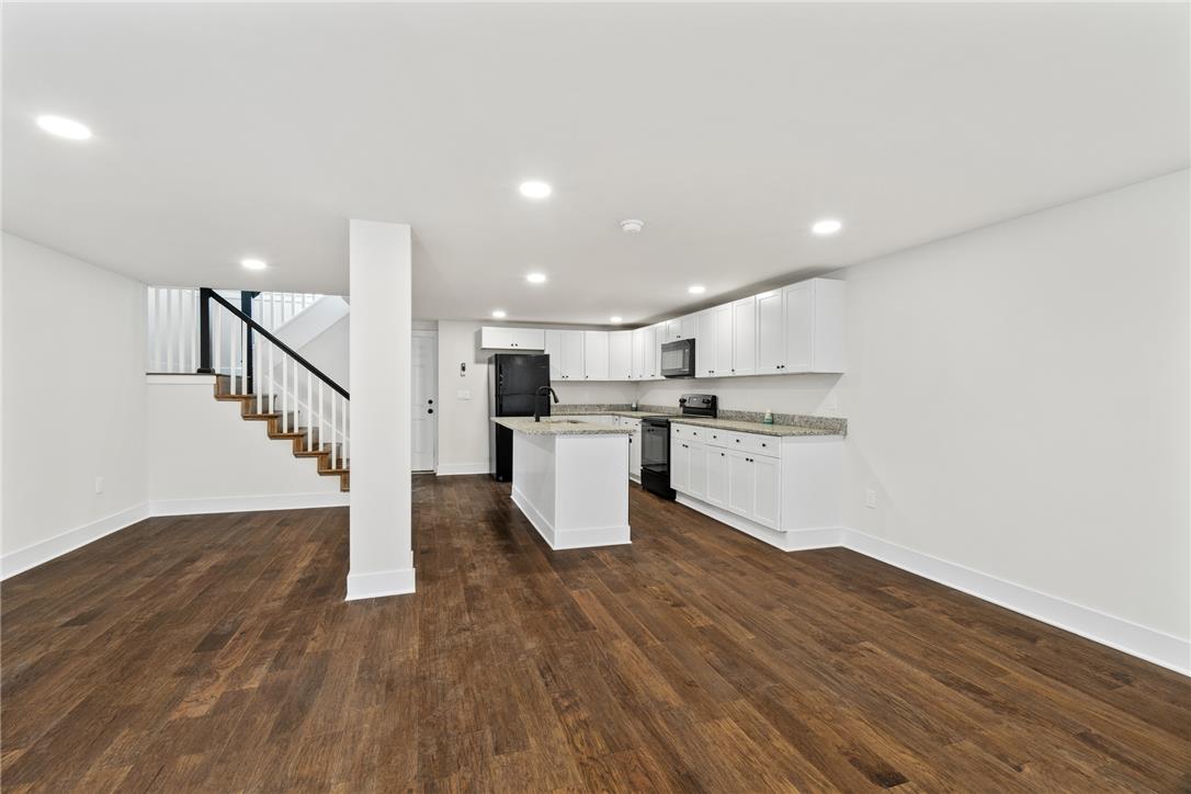 349 Hanover Avenue Property Photo 3