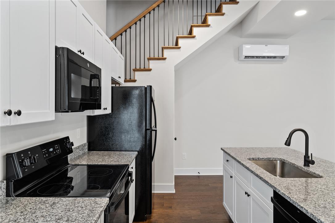 349 Hanover Avenue Property Photo 18