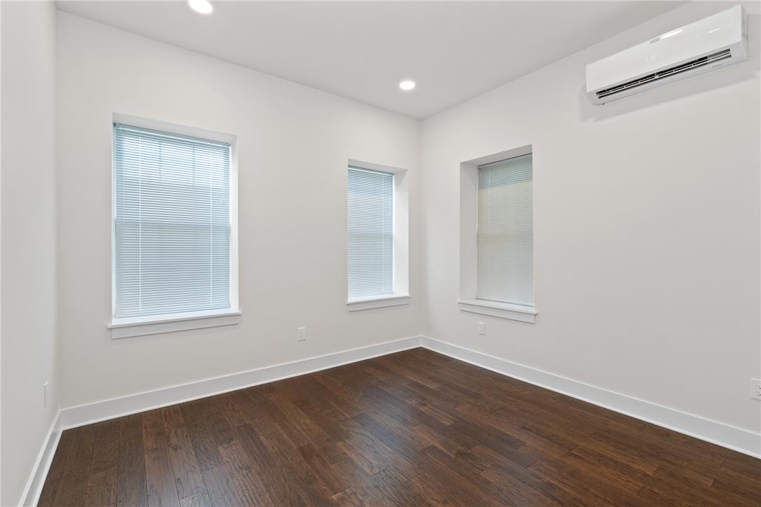 349 Hanover Avenue Property Photo 24