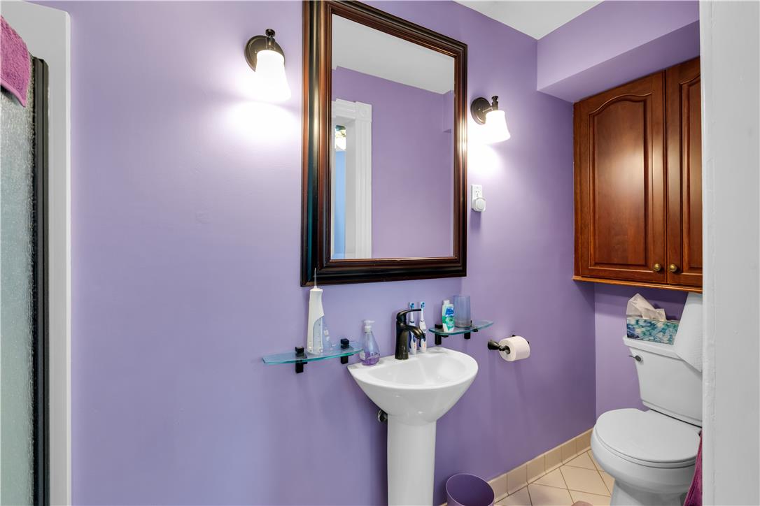 131 East Wall Street Property Photo 24