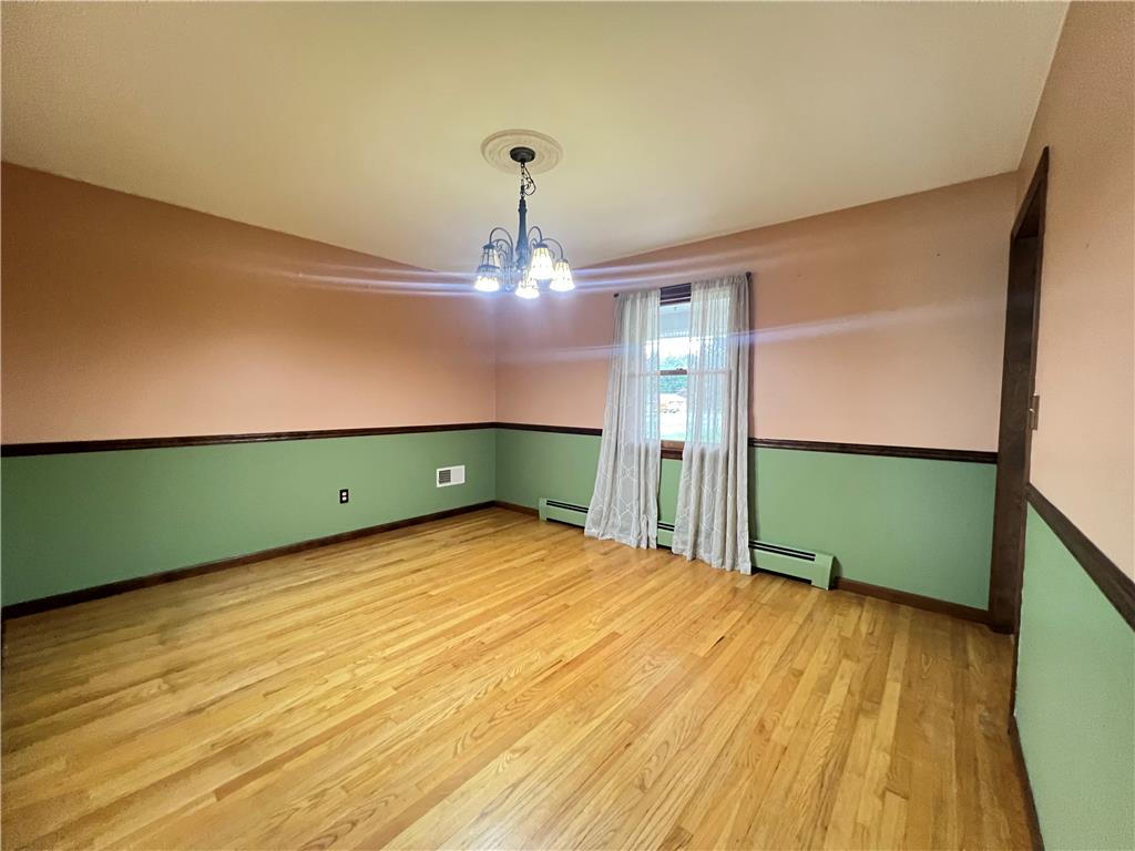 634 Gladys Drive Property Photo 16