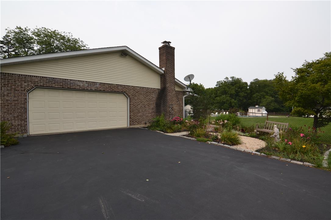 634 Gladys Drive Property Photo 25