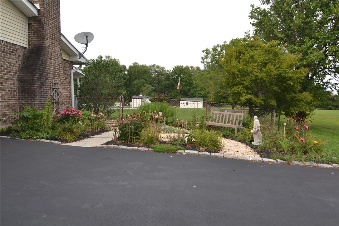 634 Gladys Drive Property Photo 26