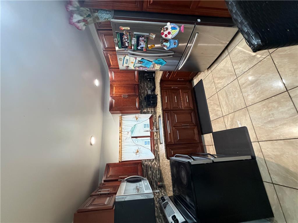 1602 Maumee Avenue Property Photo 12
