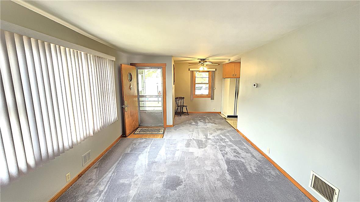 503 2nd Street Property Photo 3