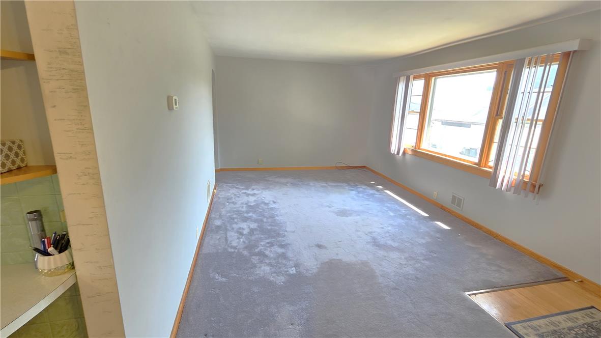 503 2nd Street Property Photo 6
