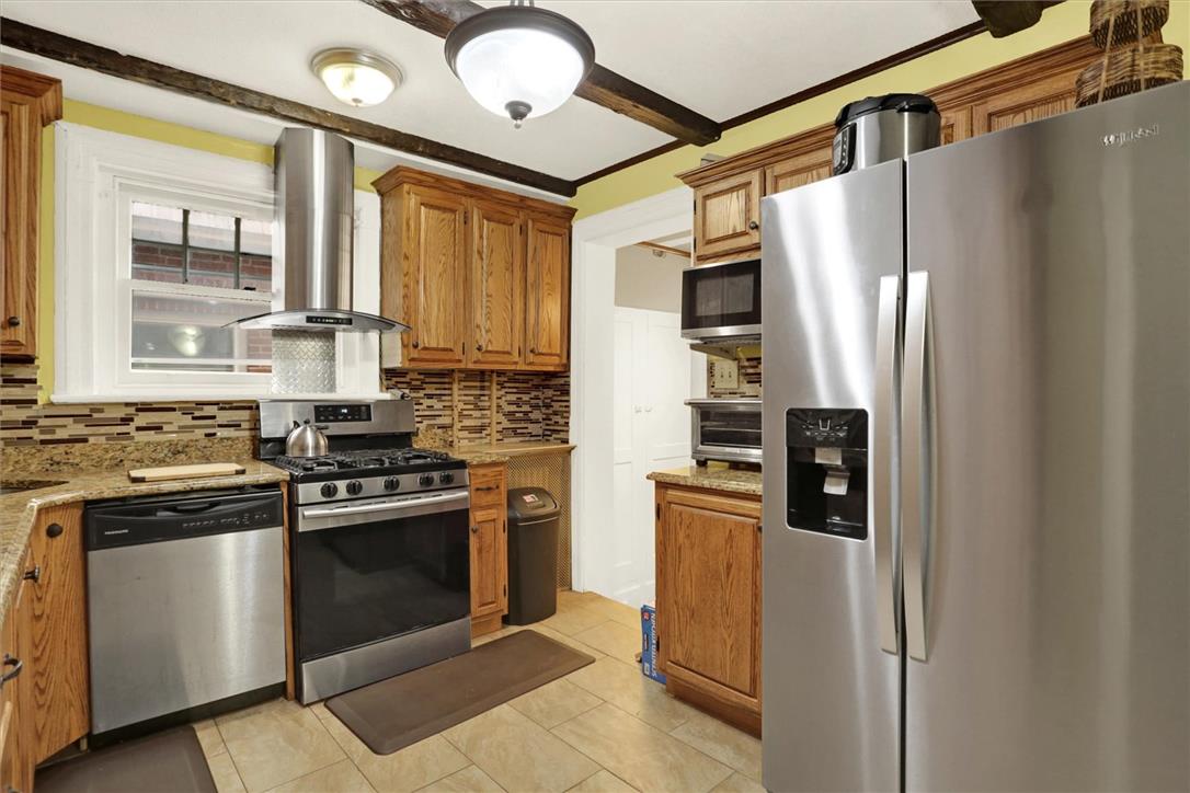 1806 West Chew Street Property Photo 9