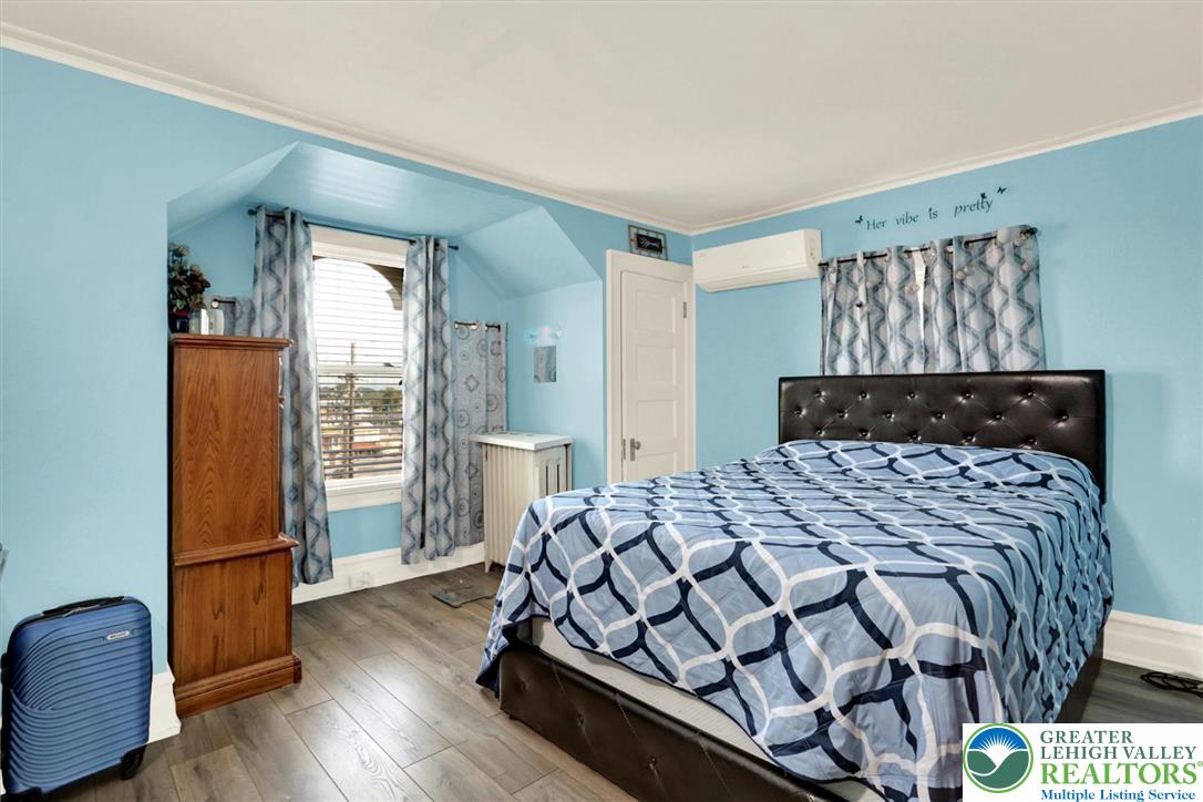 1806 West Chew Street Property Photo 22