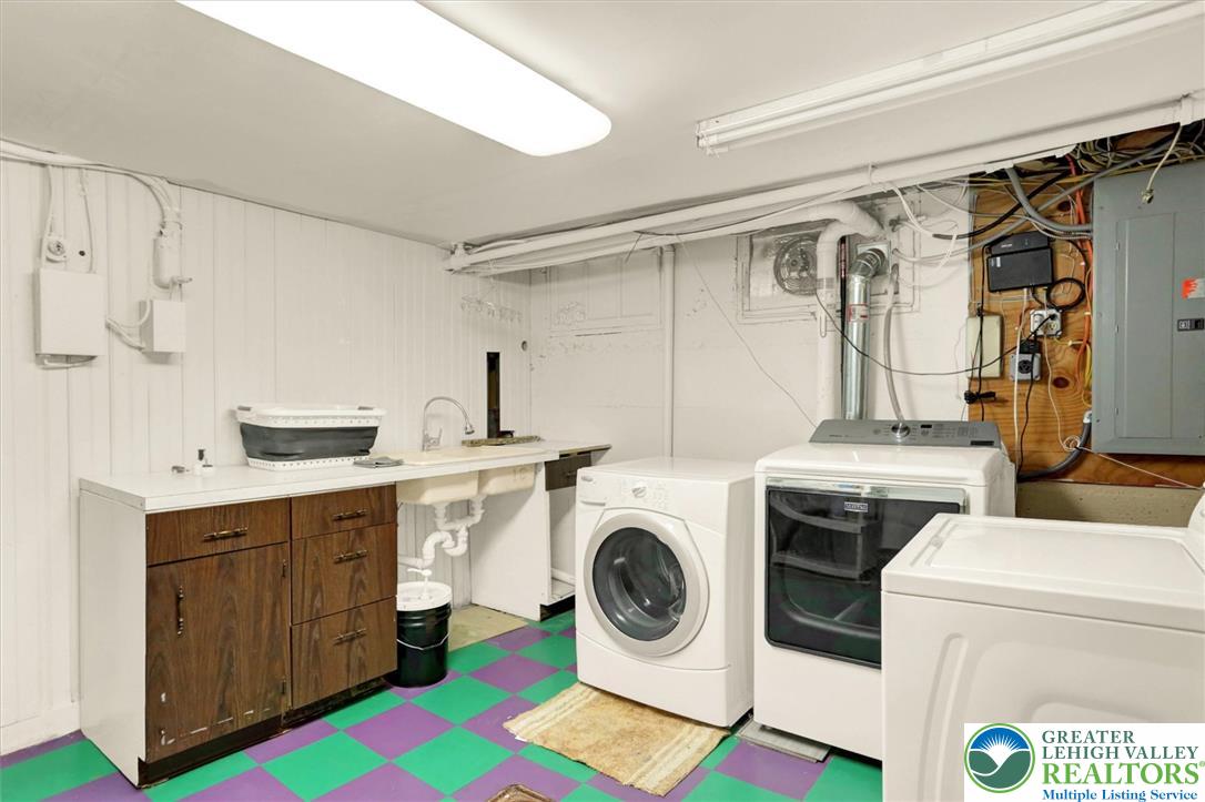 1806 West Chew Street Property Photo 24