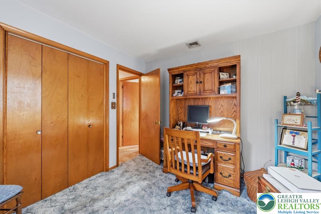 4106 Sycamore Drive Property Photo 15