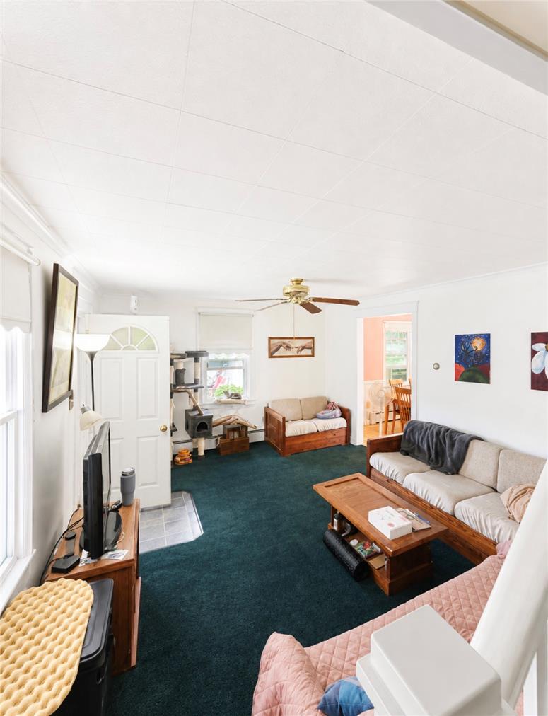 113 West Bertsch Street Property Photo 8