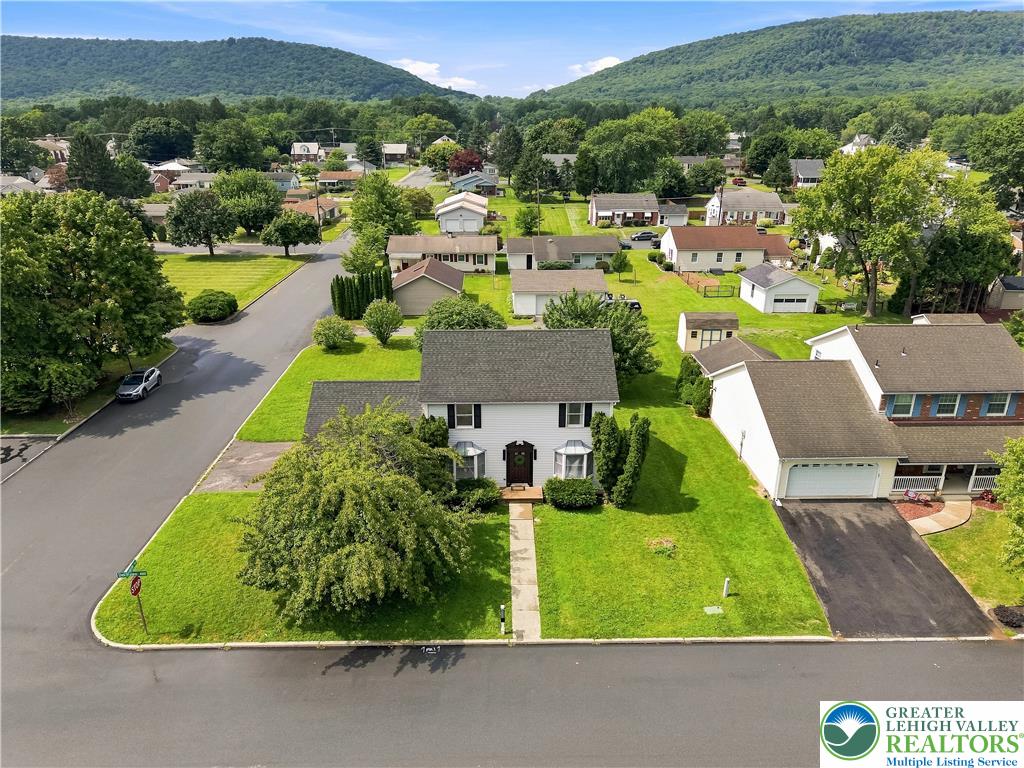 302 Delaware Avenue Property Photo 2