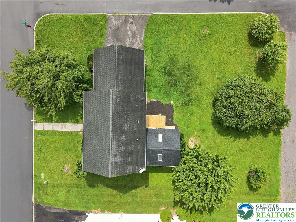 302 Delaware Avenue Property Photo 7