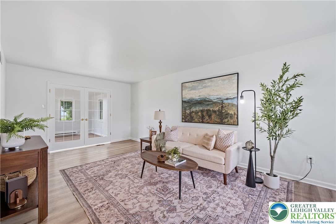 302 Delaware Avenue Property Photo 10