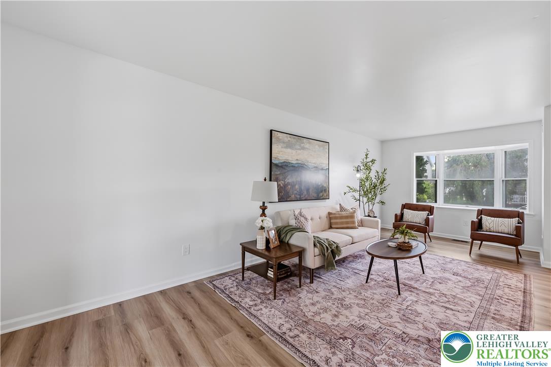 302 Delaware Avenue Property Photo 13