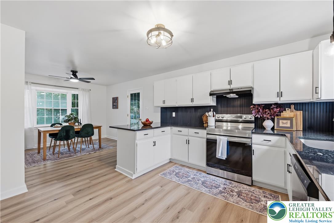 302 Delaware Avenue Property Photo 22