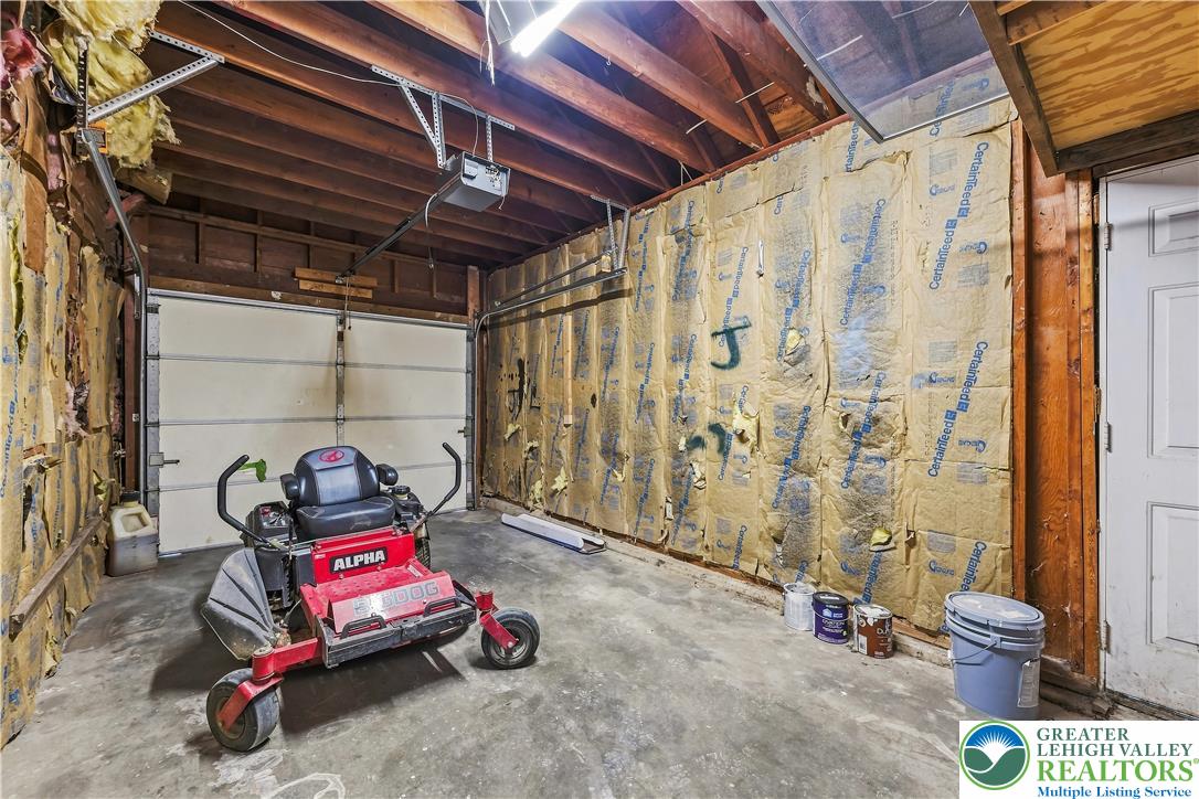 302 Delaware Avenue Property Photo 38