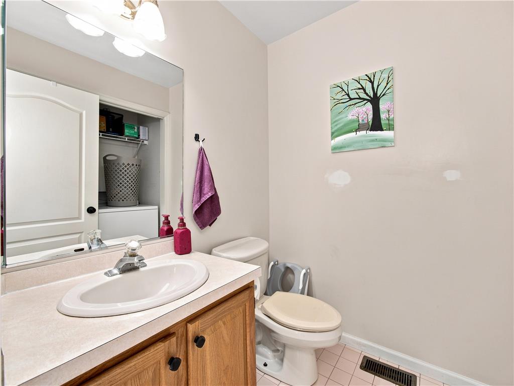 324 Surrey Place 324 Property Photo 28