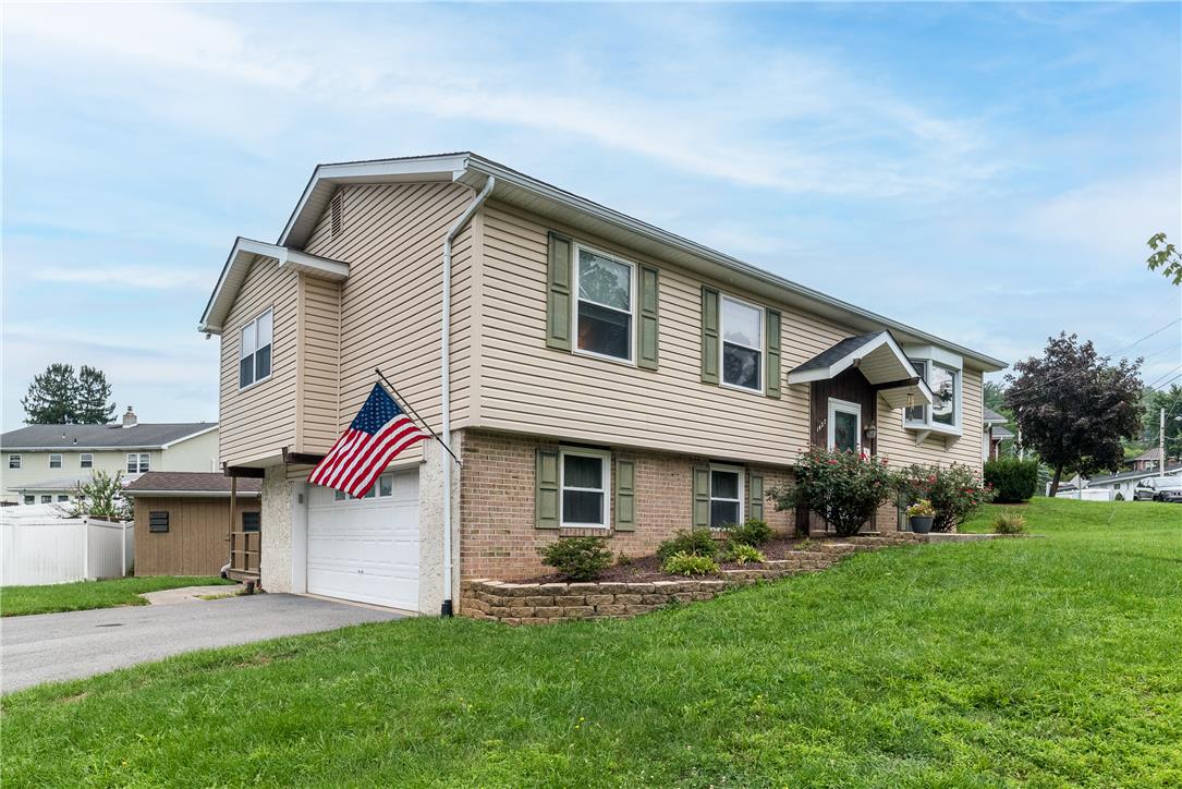 1437 Pearl Street Property Photo 2